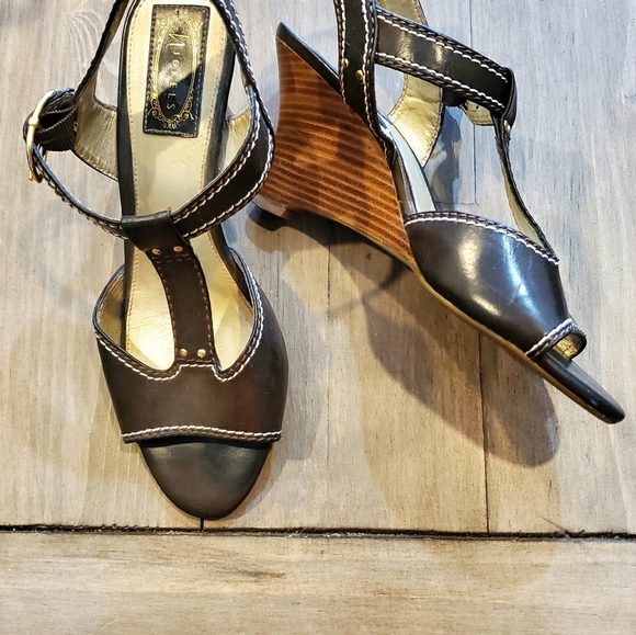 Nickels Shoes - Sandals